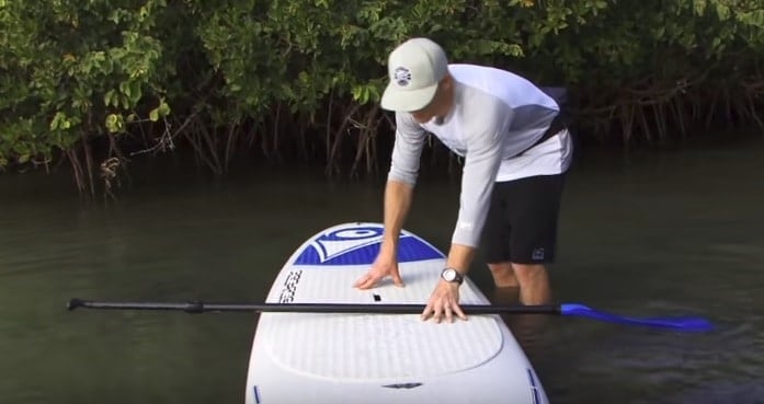 how to use a stand up paddle board