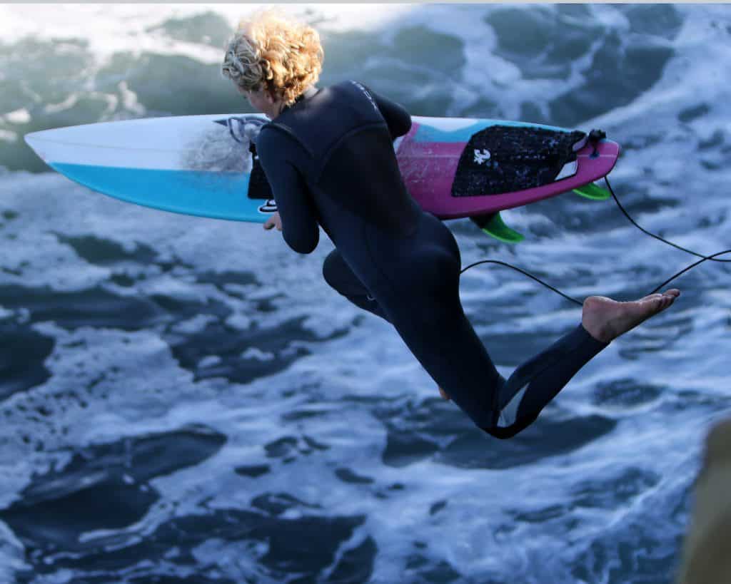 Wetsuits vs Drysuits What are the Differences Between Them?